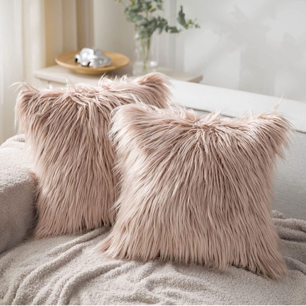 [plantoscope] faux fur pillow with insert EUC